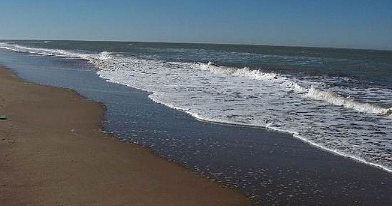 Atardecer en la costa de San Clemente del Tuyú